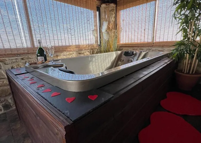 Holiday home Gard, Cevennes, Maison De Prestige 5etoiles, Piscine Privatifs,